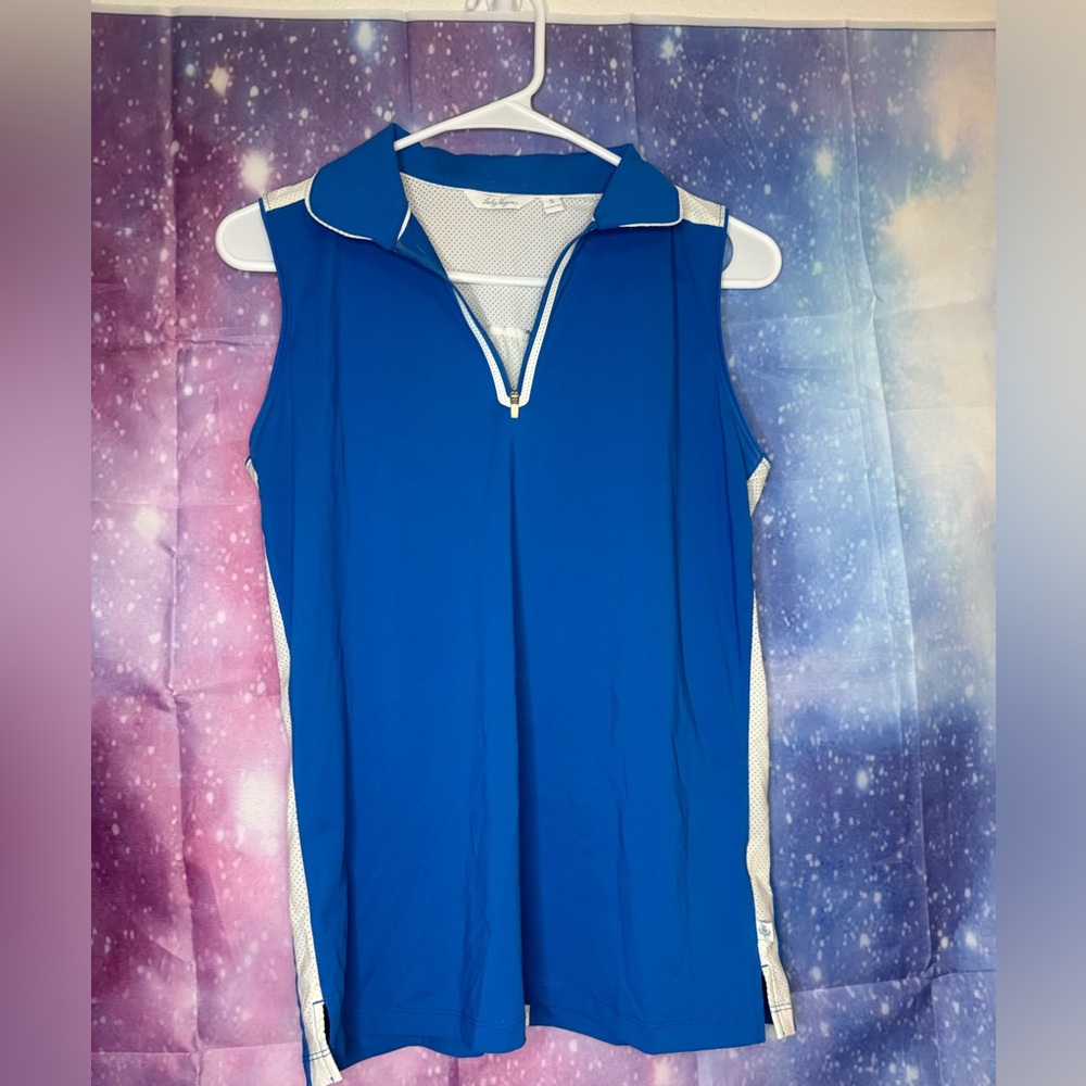 Lady Hagen sleeveless athletic shirt 🛍